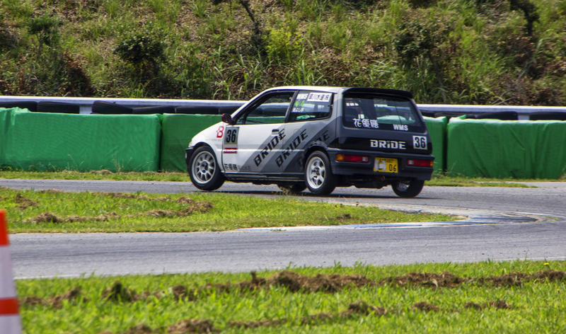 Illustration for article titled Few pics from a keicar race at Kota Circuit today...